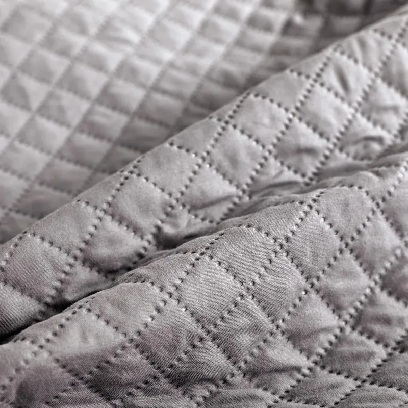 Protège-oreiller imperméable ajusté : matelassage en losanges